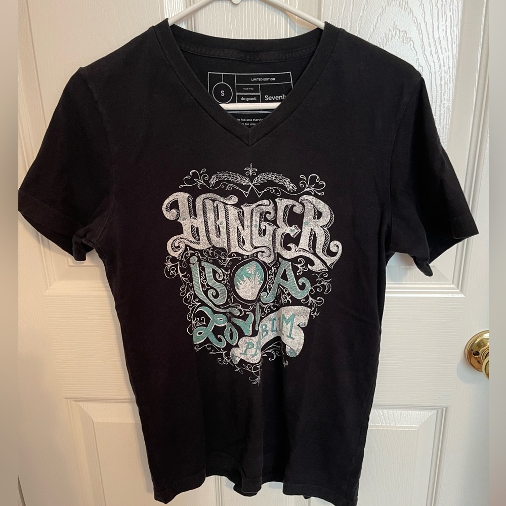 Sevenly Limited Edition Black V-Neck Short Sleeve T-Shirt. Size Small.